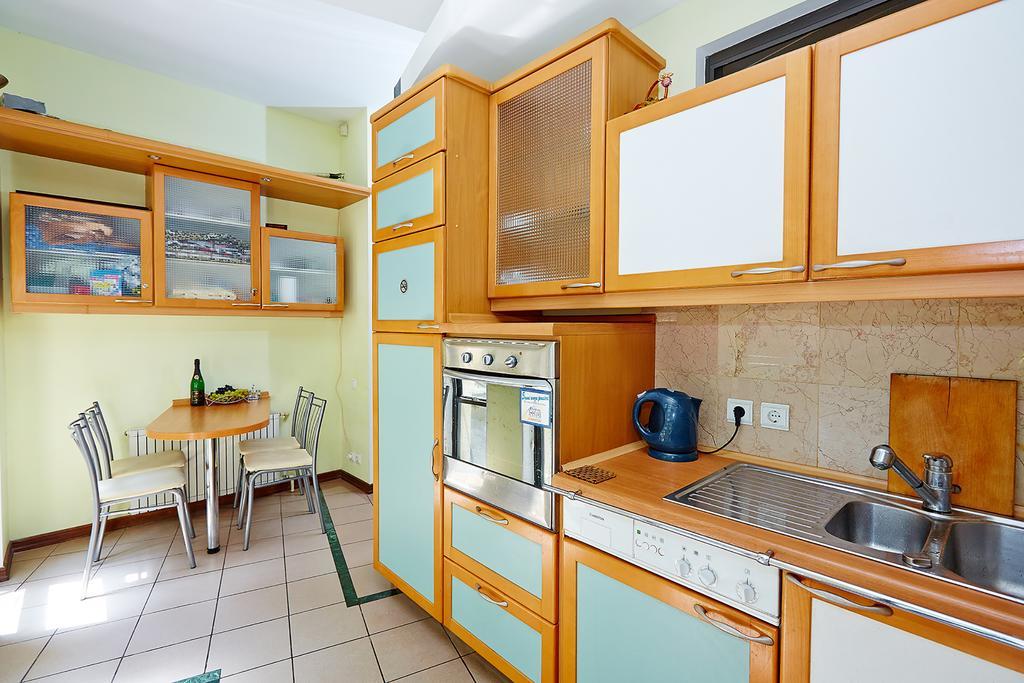 Apartment Deribasovskaya With Jacuzzi Odesa Exterior foto